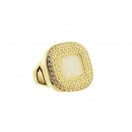 Anel Fane's Pedra Drusa Branca Metal Dourado