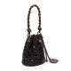 Bolsa Isla Bucket Crochê Monograma Rafia Oliva Preta