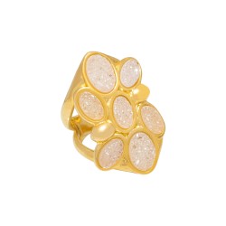 Anel Fane's Pedras Naturais Drusa Branca Metal Dourado