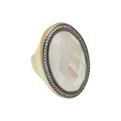 Anel Fane's Pedra Natural Cristal Perolado Zircônias Metal Dourado